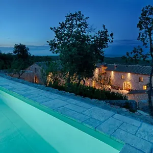 Relais La Costa Historical Resort